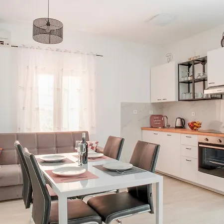 Vudrag Apartmán *