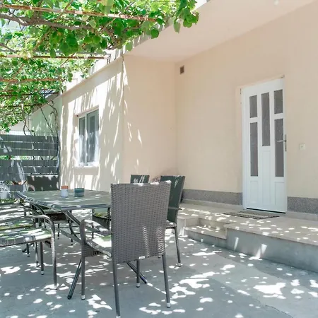 Vudrag Apartman *